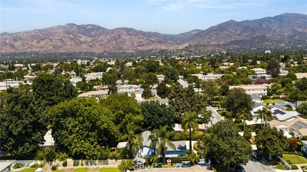 1521 S 3rd Avenue, Arcadia, CA 91006