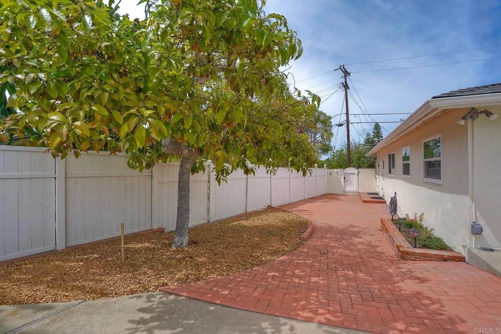 Additional image 46 of 2511 Meadow Lark Dr., San Diego, CA 92123