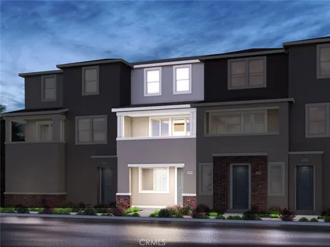 219 Aurora Lane, Pomona, CA MLS: OC25085325