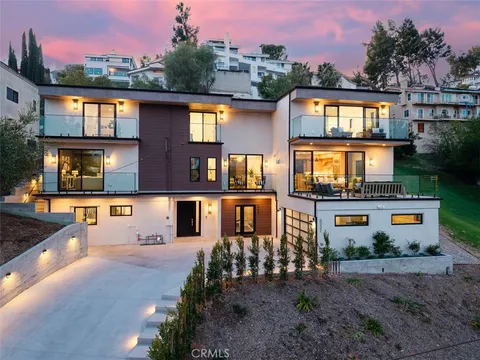 5221 Campo Road, Woodland Hills, CA 91364 - MLS#: SR25053673