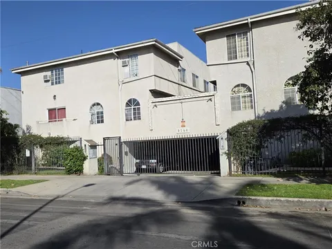 9146 Tobias Avenue Unit 3, Panorama City, CA 91402 - MLS#: CV25049633
