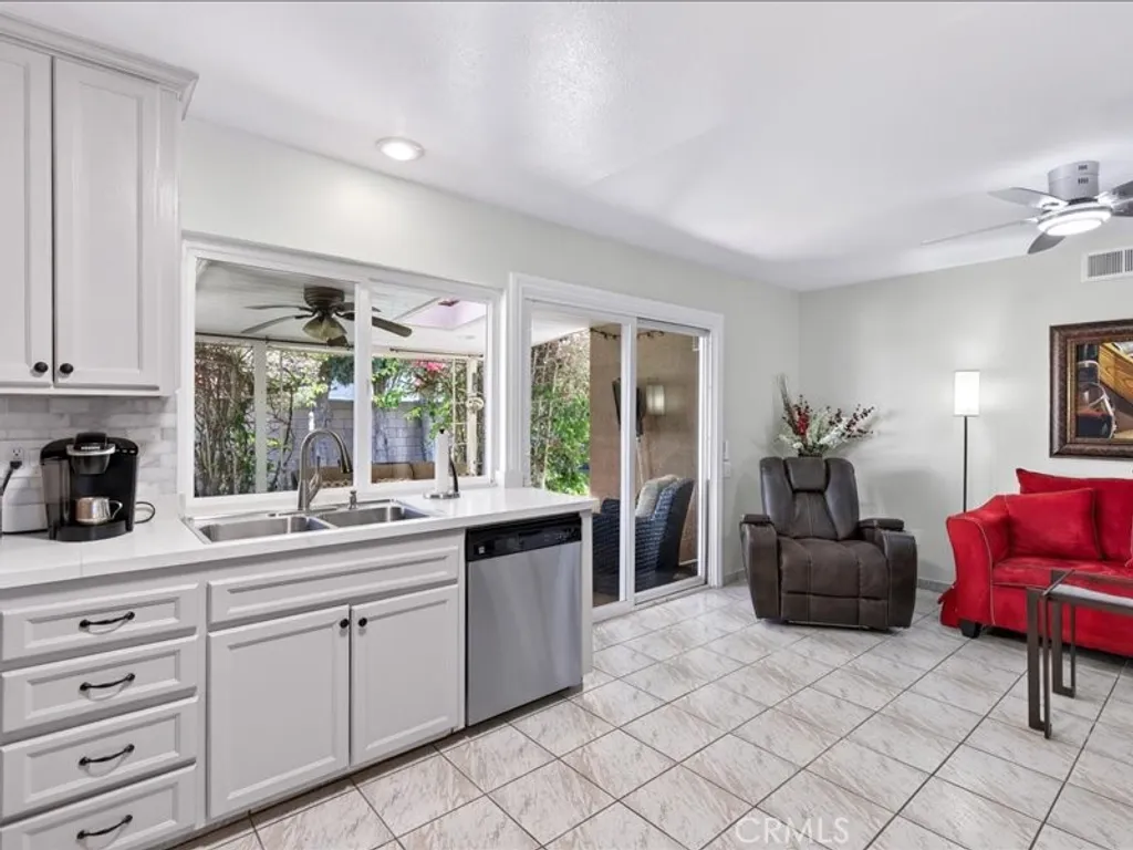 Additional image 7 of 8452 Northport Dr, Huntington Beach, CA 92646