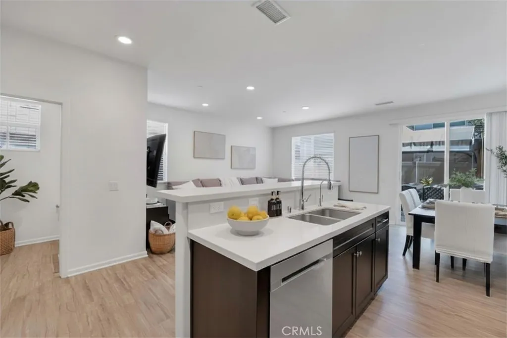 Additional image 8 of 14902 W Navarre Way, Sylmar, CA 91342