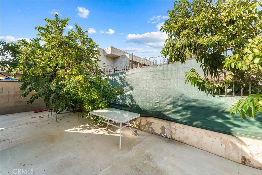 8825 Willis Ave Unit 5, Panorama City, CA 91402