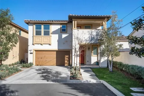 1924 N Floret Drive, Compton, CA 90222 - MLS#: SB25044306