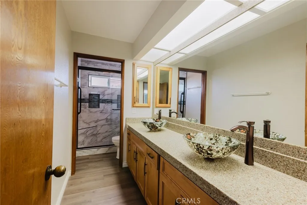 Additional image 4 of 1901 Laurel Rd, Oceanside, CA 92054