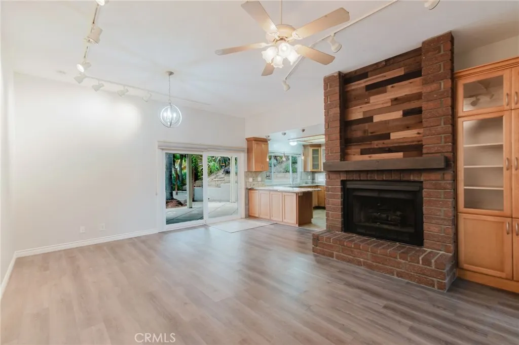 Additional image 23 of 1901 Laurel Rd, Oceanside, CA 92054