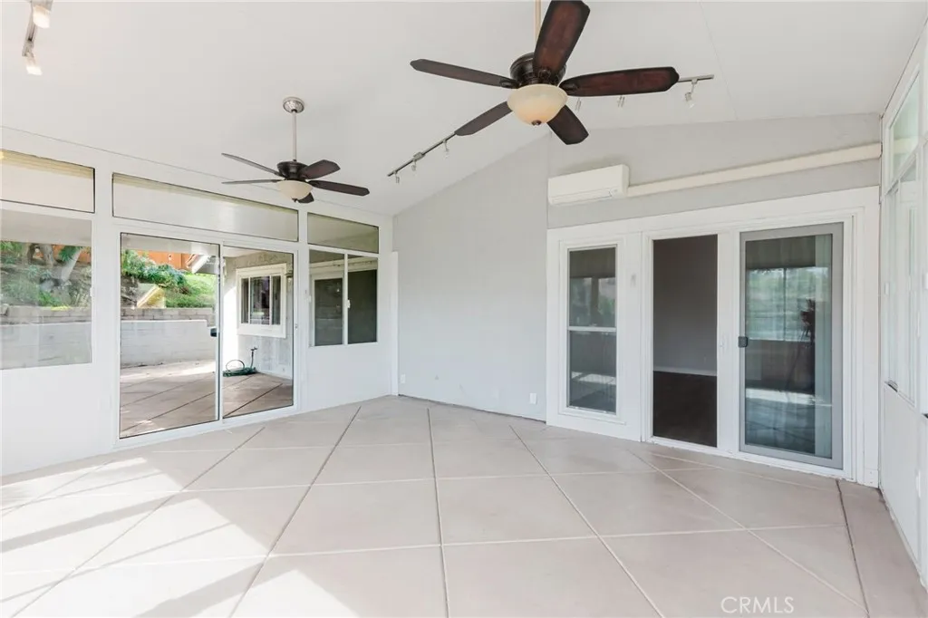 Additional image 83 of 1901 Laurel Rd, Oceanside, CA 92054