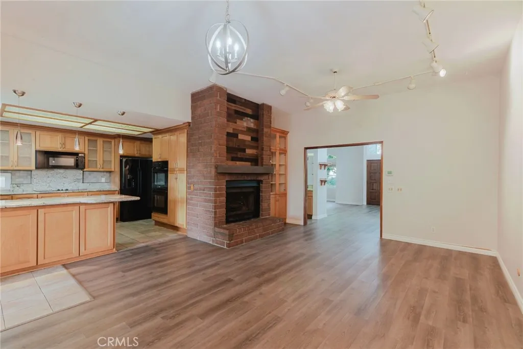 Additional image 75 of 1901 Laurel Rd, Oceanside, CA 92054