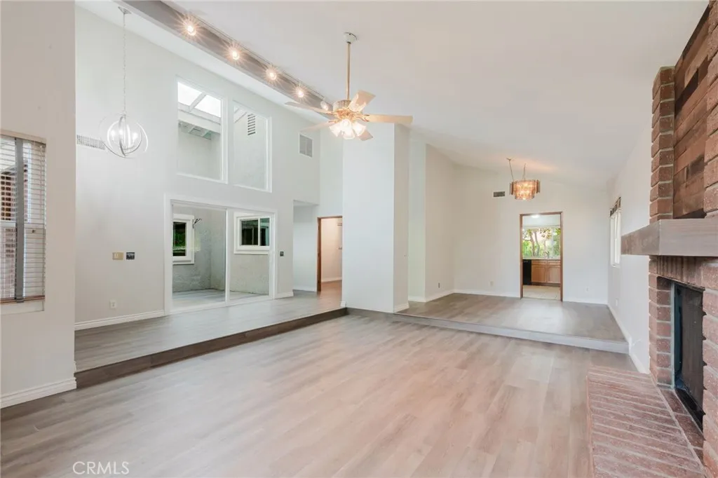 Additional image 16 of 1901 Laurel Rd, Oceanside, CA 92054