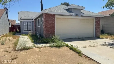 37626 12th Street E, Palmdale, CA MLS: SB25101536