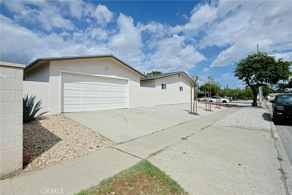 Additional image 101 of 1313 N Crestlane Pl, Anaheim, CA 92805