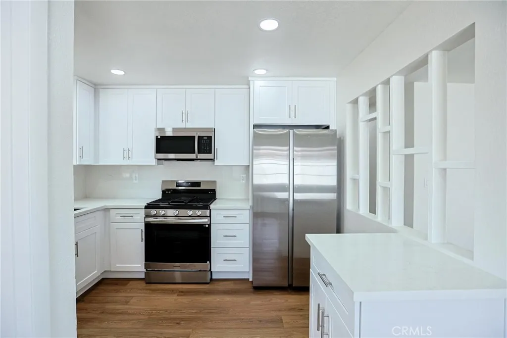 Additional image 15 of 1313 N Crestlane Pl, Anaheim, CA 92805