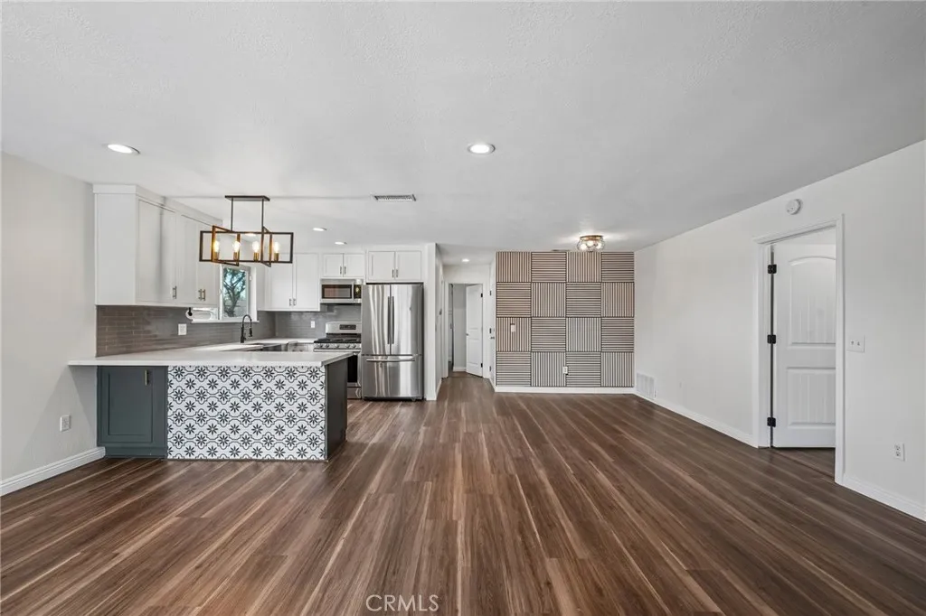 Additional image 39 of 551 D St, Upland, CA 91786