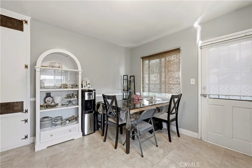 Additional image 40 of 710 E Cedar Ave, Burbank, CA 91501