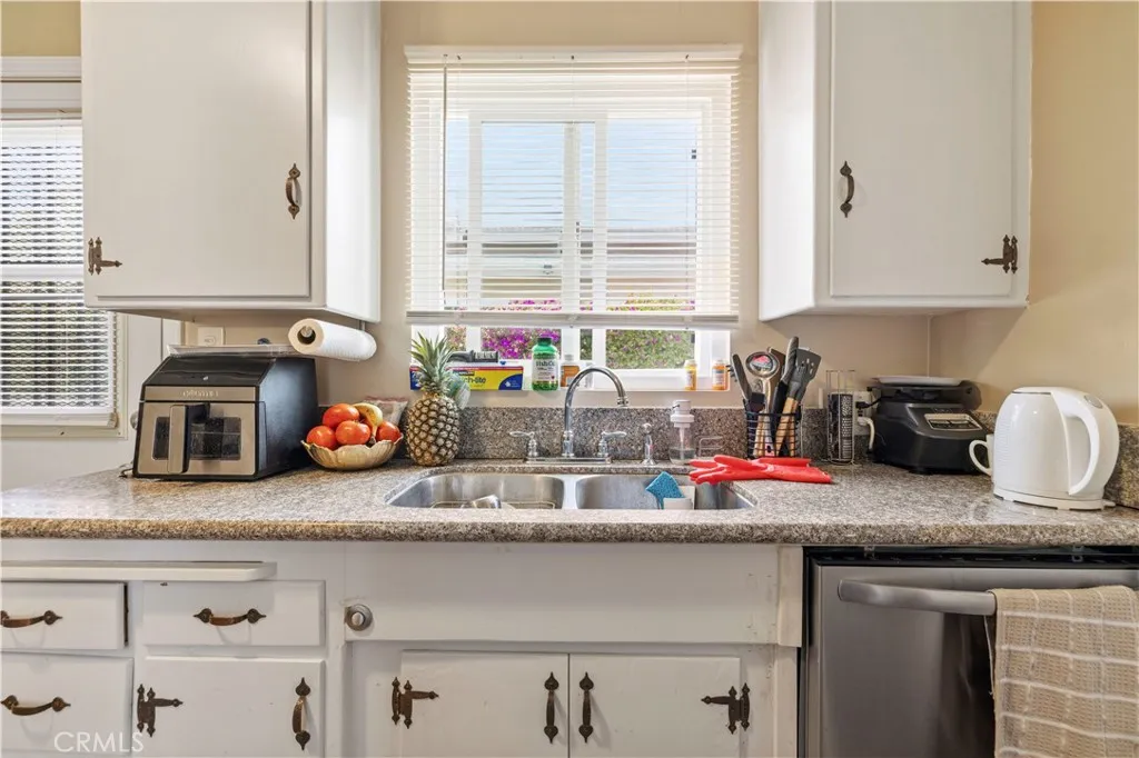 Additional image 52 of 710 E Cedar Ave, Burbank, CA 91501