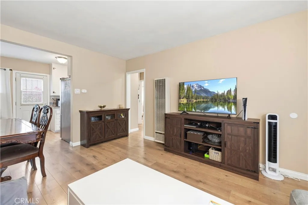 Additional image 50 of 710 E Cedar Ave, Burbank, CA 91501