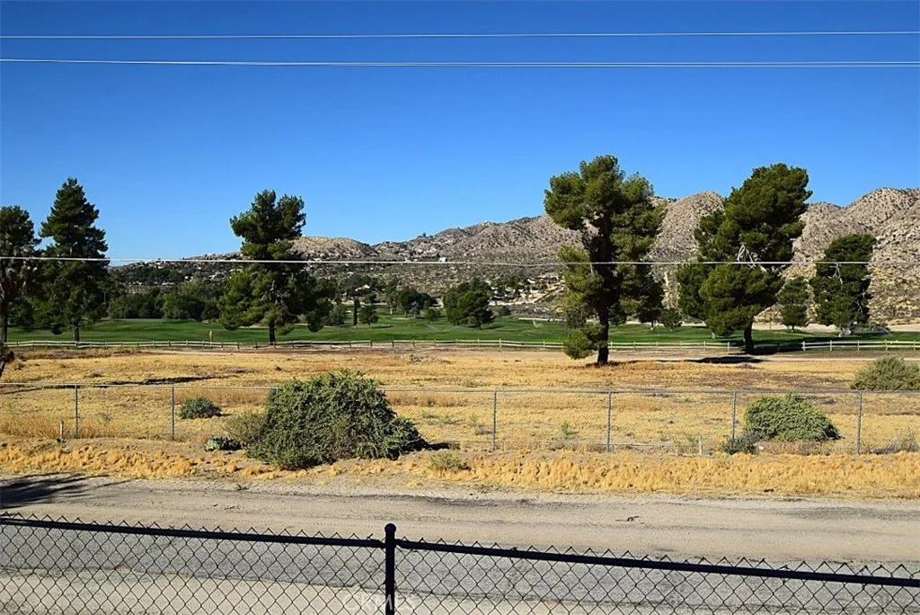 55524 Yucca Trail Unit 6, Yucca Valley, CA 92284