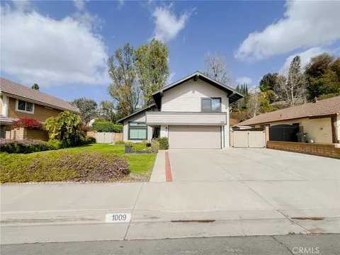 1009 Avenida Loma Vis, San Dimas, CA 91773 - MLS#: WS25042033
