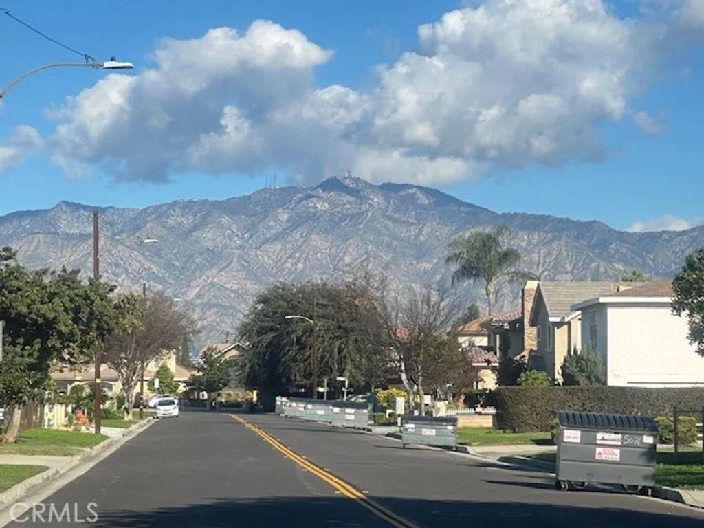 5067 Sereno Dr Unit B, Temple City, CA 91780