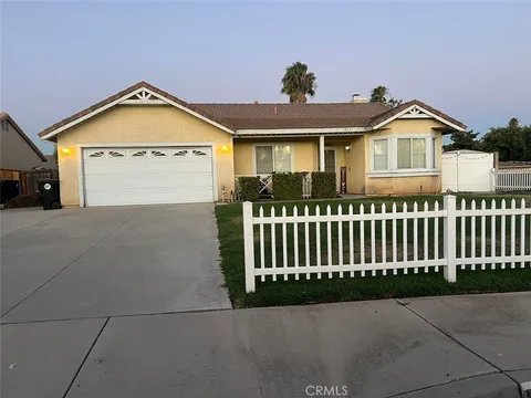 Property image for 1911 N Idyllwild Avenue, Rialto, CA 92376