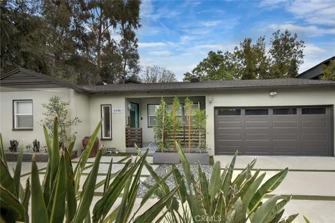 5940 Matilija Avenue, Valley Glen, CA 91401 - MLS#: SR25098159