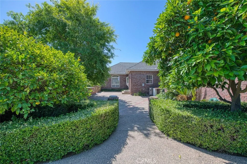 4715 E Copper Ave, Clovis, CA 93619