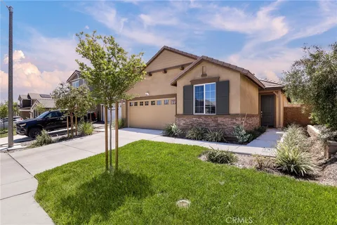 2476 Yellowstone Way, Rialto, CA MLS: IV25081778