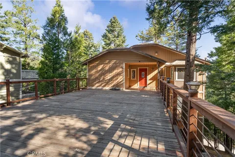 24685 Altdorf Drive, Crestline, CA MLS: SR25079657