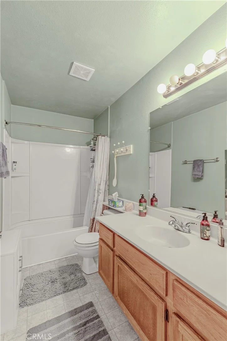 3135 Dearborn Avenue, Palmdale, CA 93551