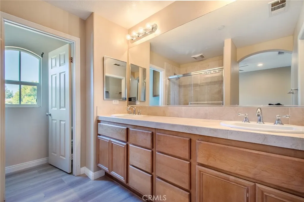 Additional image 37 of 41 Trailing Vine, Irvine, CA 92602