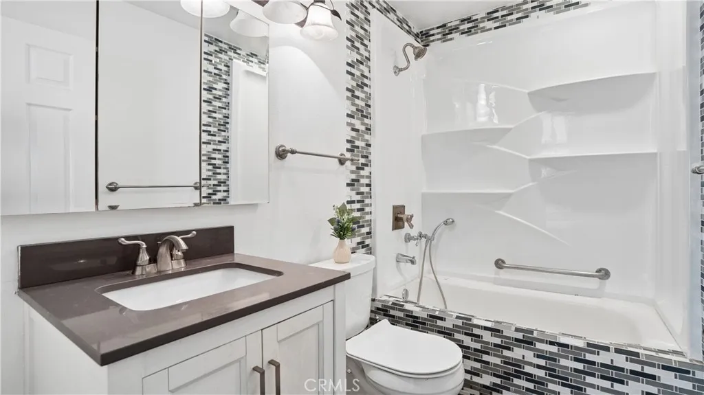 Additional image 14 of 25651 Ramada Dr, Valencia, CA 91355