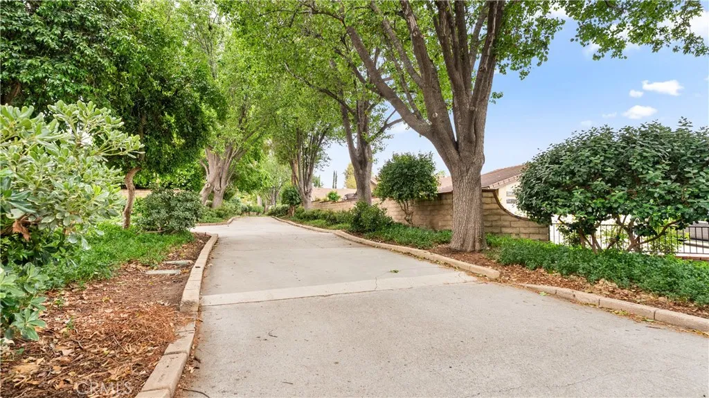 Additional image 52 of 25651 Ramada Dr, Valencia, CA 91355