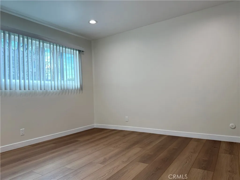 Additional image 25 of 18657 Collins Street Unit 4, Tarzana, CA 91356