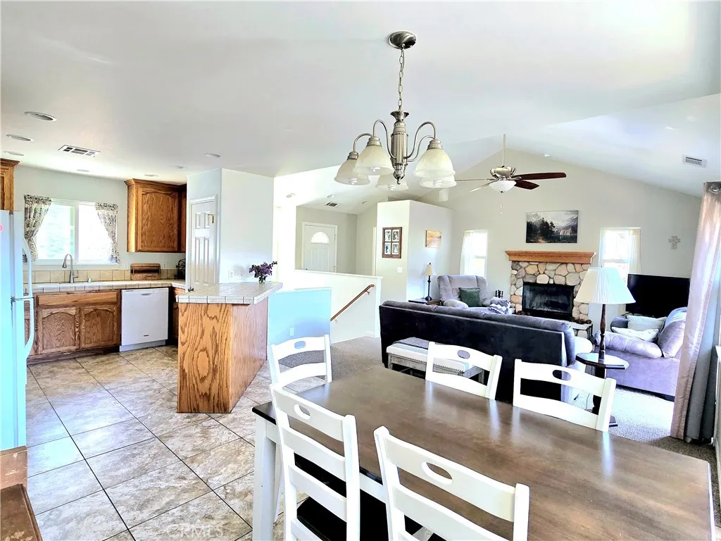 Additional image 7 of 22337 Briarwood Ln, Crestline, CA 92325