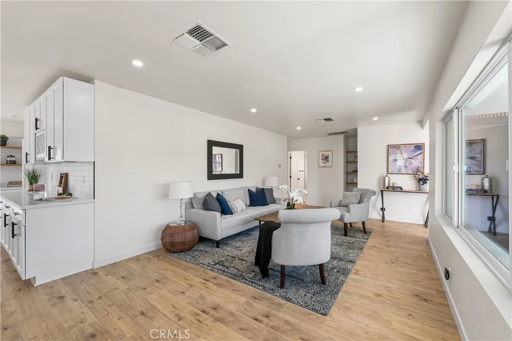 Additional image 9 of 9753 Mercedes Avenue, Arleta, CA 91331