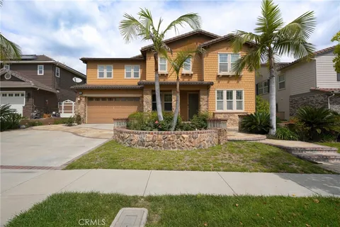 2831 E Stearns Street, Brea, CA MLS: WS25050550