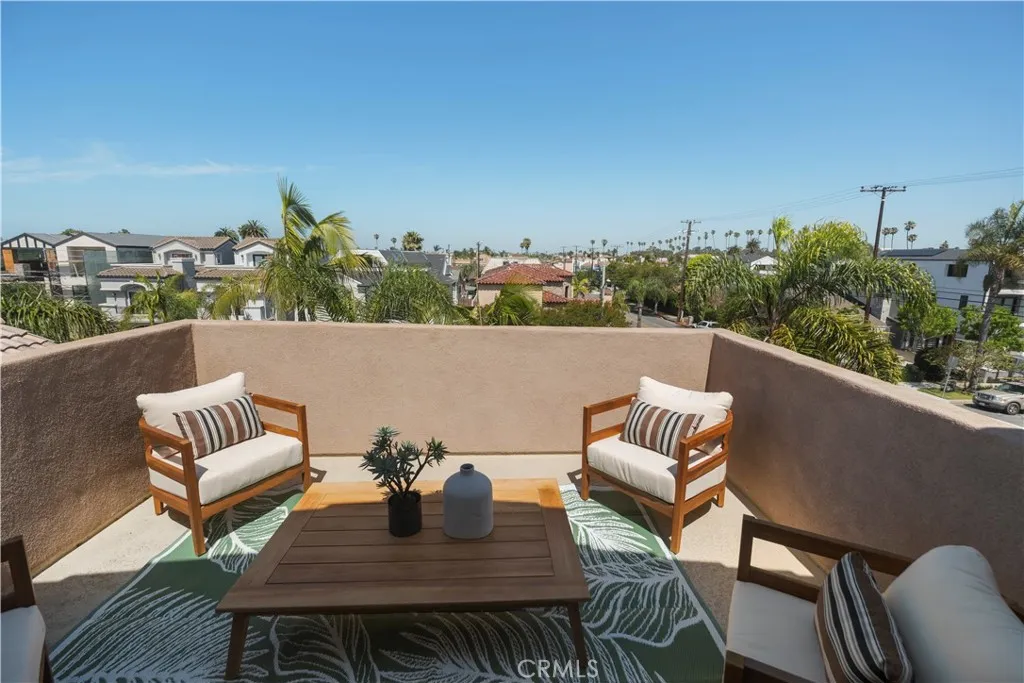 Additional image 48 of 526 12th St, Huntington Beach, CA 92648