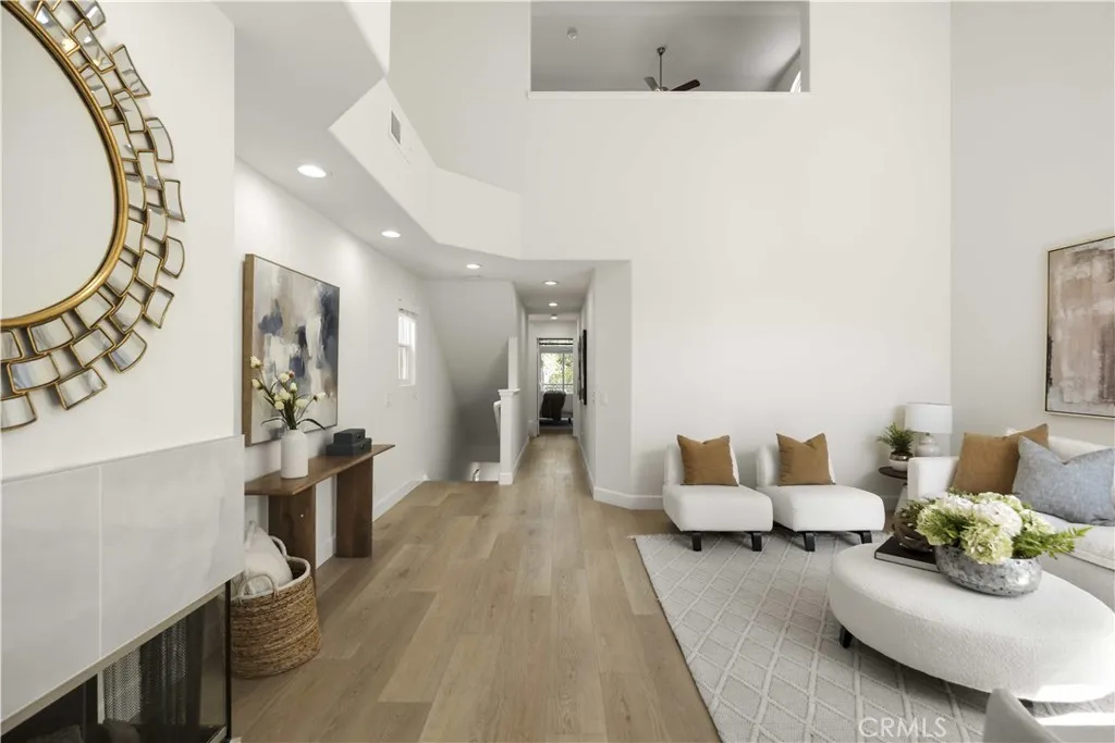 Additional image 36 of 526 12th St, Huntington Beach, CA 92648