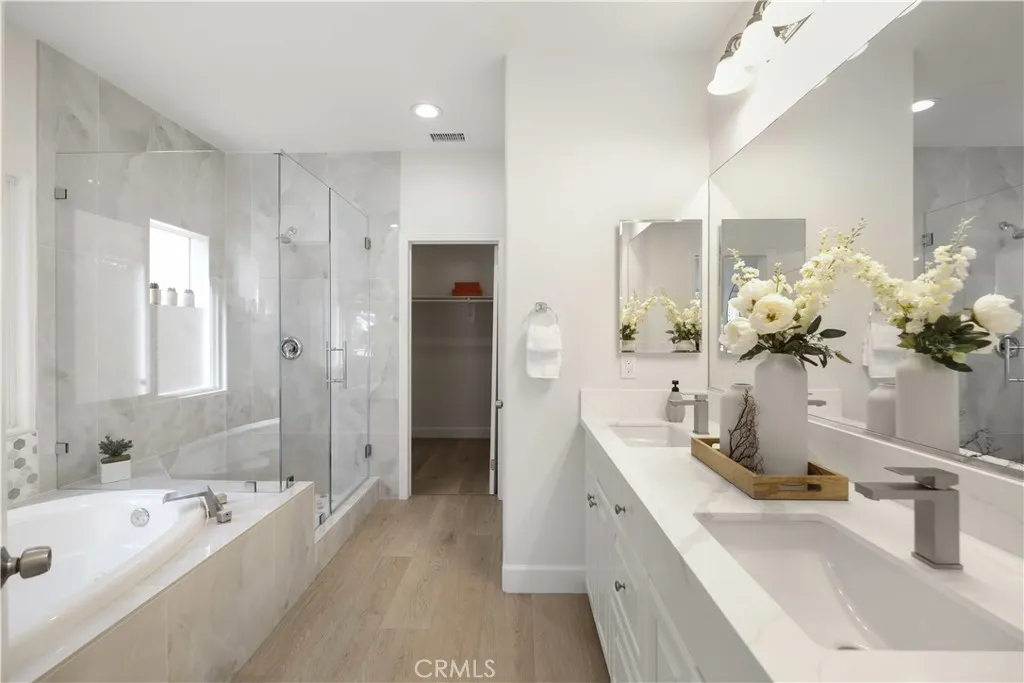 Additional image 13 of 526 12th St, Huntington Beach, CA 92648