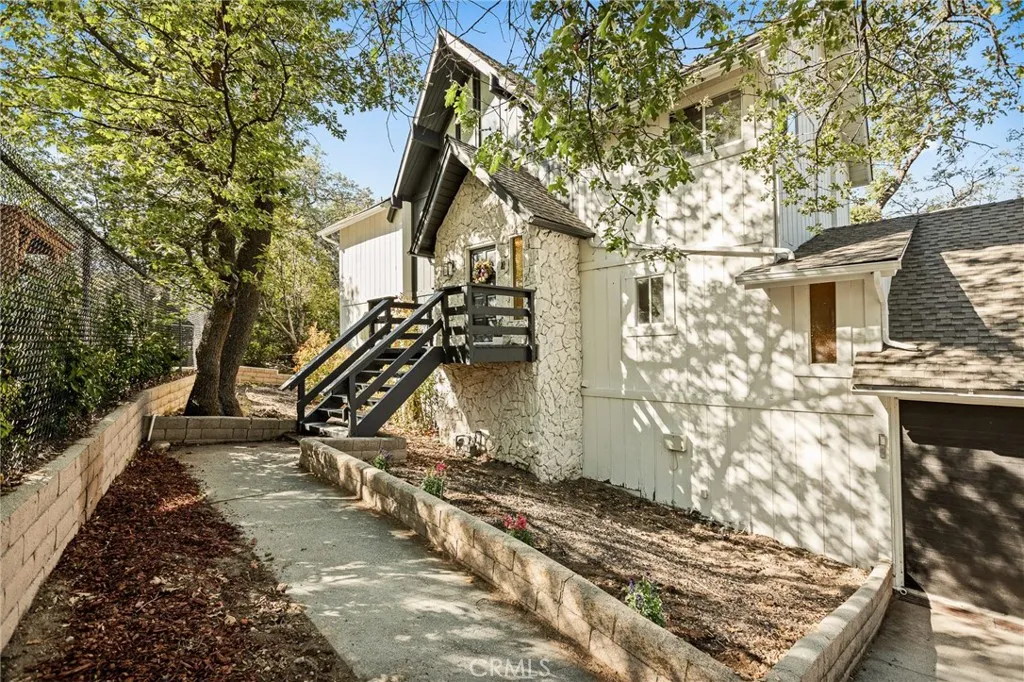 Additional image 20 of 1204 Yellowstone Dr, Lake Arrowhead, CA 92352