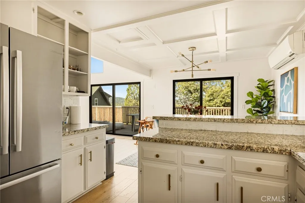 Additional image 58 of 1204 Yellowstone Dr, Lake Arrowhead, CA 92352