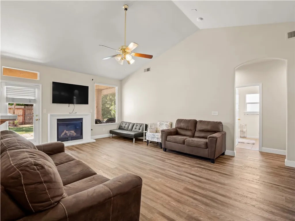 Additional image 11 of 6249 W Dovewood Ln, Fresno, CA 93723