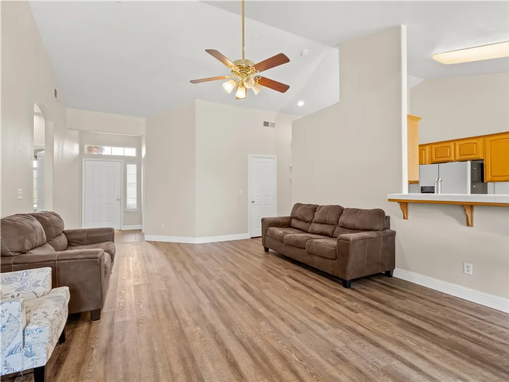 Additional image 9 of 6249 W Dovewood Ln, Fresno, CA 93723