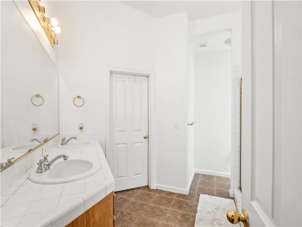 Additional image 20 of 6249 W Dovewood Ln, Fresno, CA 93723