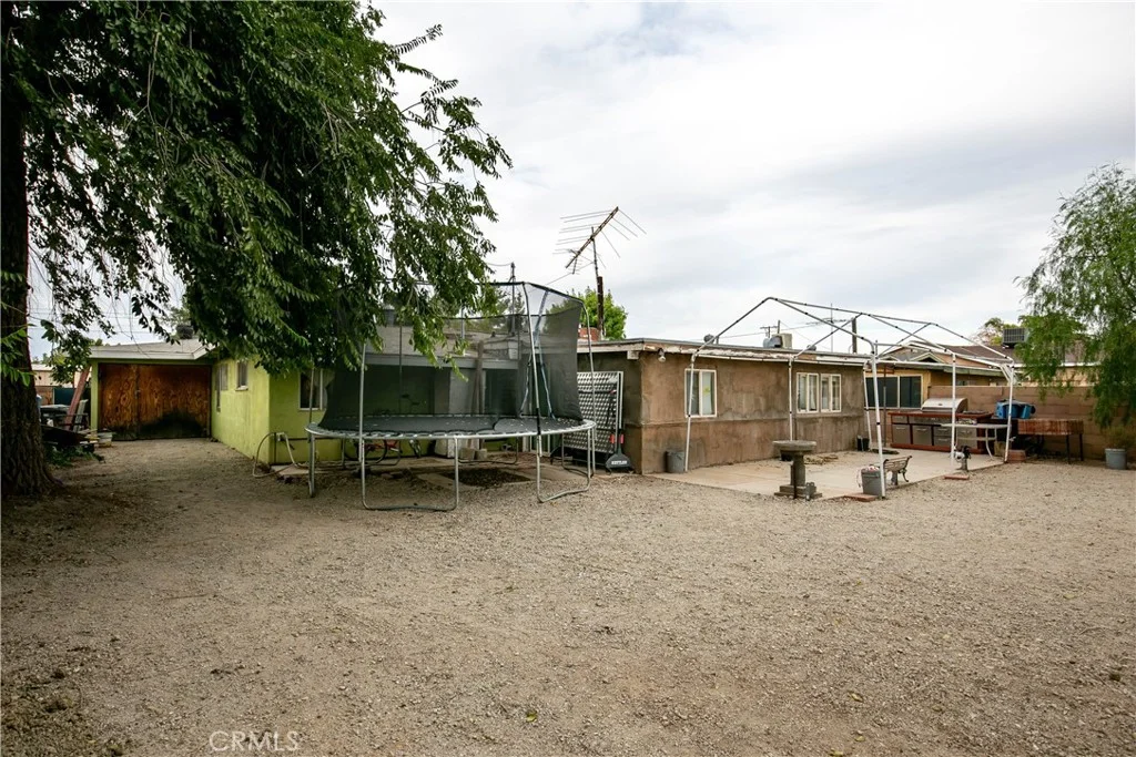 2618 E Avenue Q4, Palmdale, CA 93550
