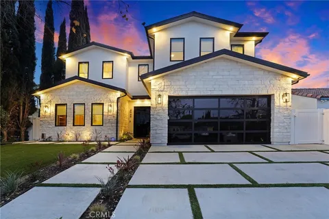 4949 Petit Avenue, Encino, CA MLS: SB25061634