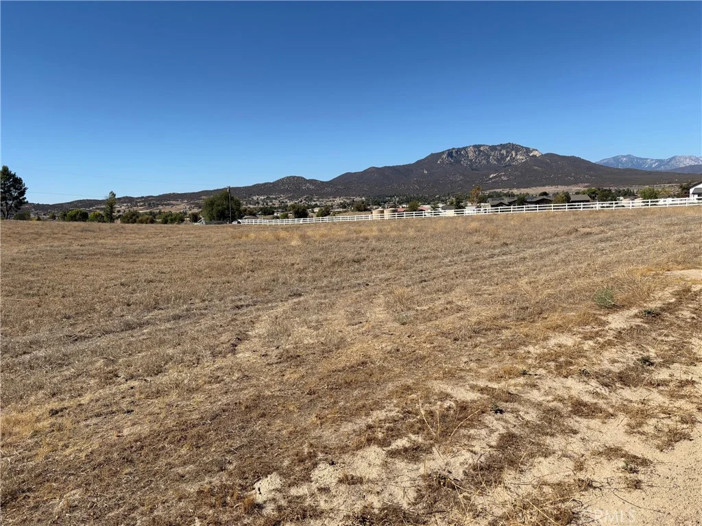Meadowbrook Way, Aguanga, CA 92536