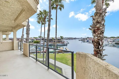 4250 Harbour Island Lane, Oxnard, CA 93035 - MLS#: V1-28560