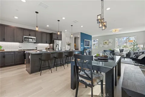 27046 Tanager Lane, Valencia, CA 91381 - MLS#: SR25055354
